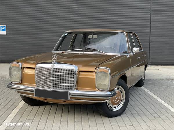 Mercedes-Benz 220 - 13