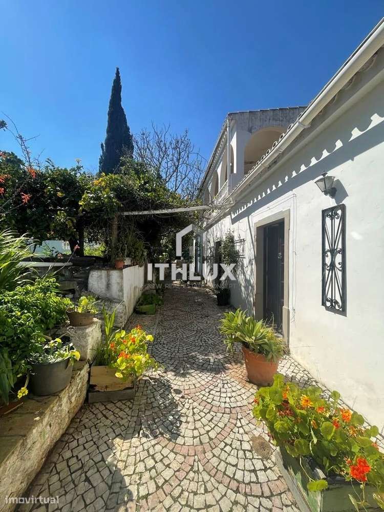 Charmosa Propriedade no Interior do Algarve com Grande Terreno, em Ago-2