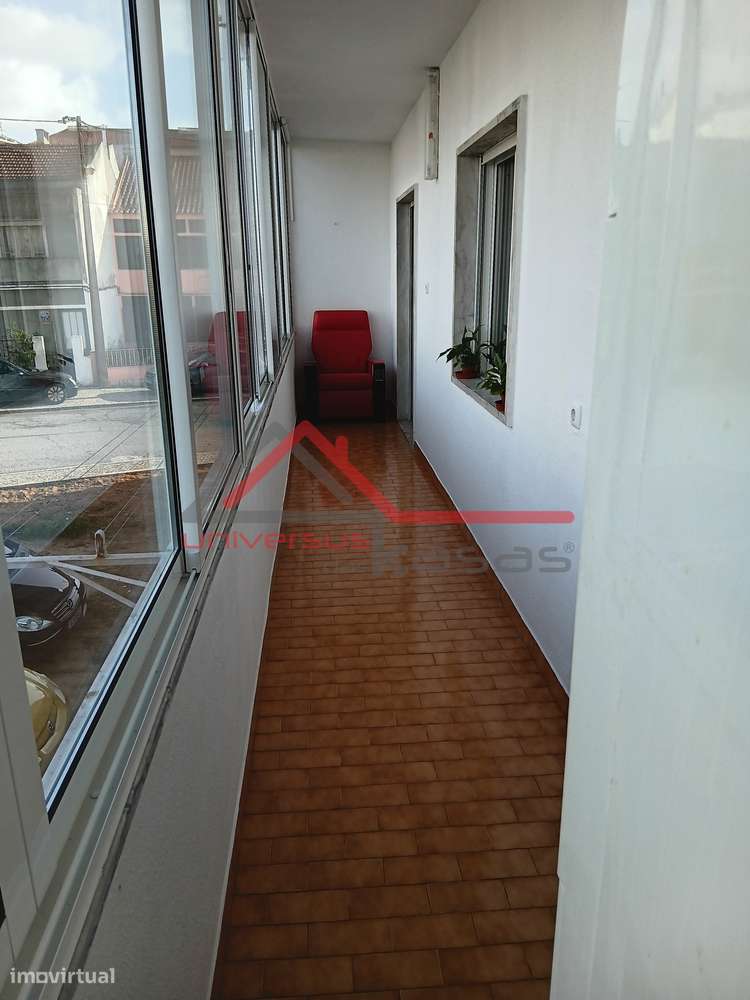 Apartamento T4 Remodelado para T3 Feijó Almada-14