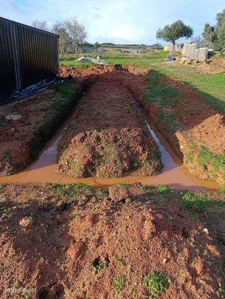 Vende-se terreno urbanizável Lagoa - Grande imagem: 4/6