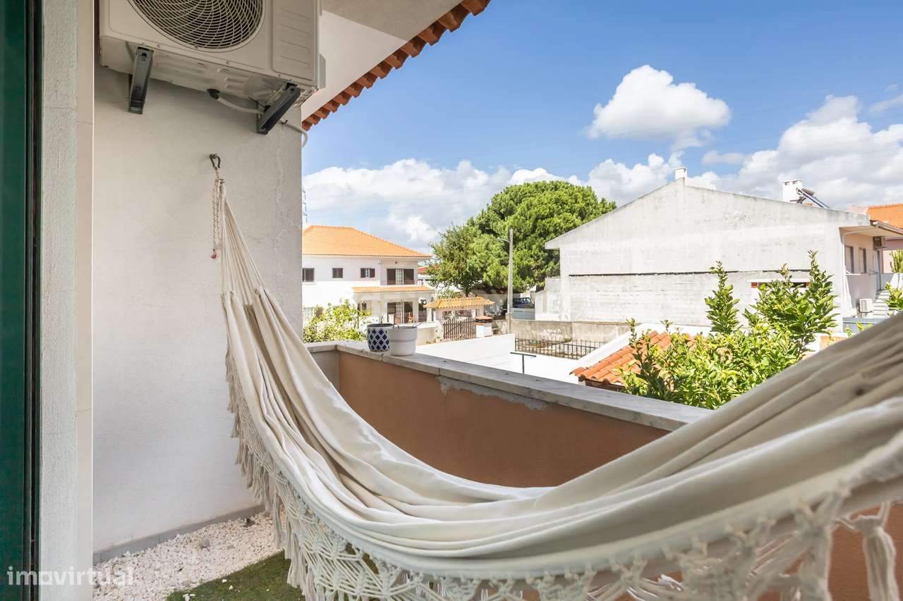 Moradia T3 c/Garagem 4 Viaturas - Foros de Amora-36