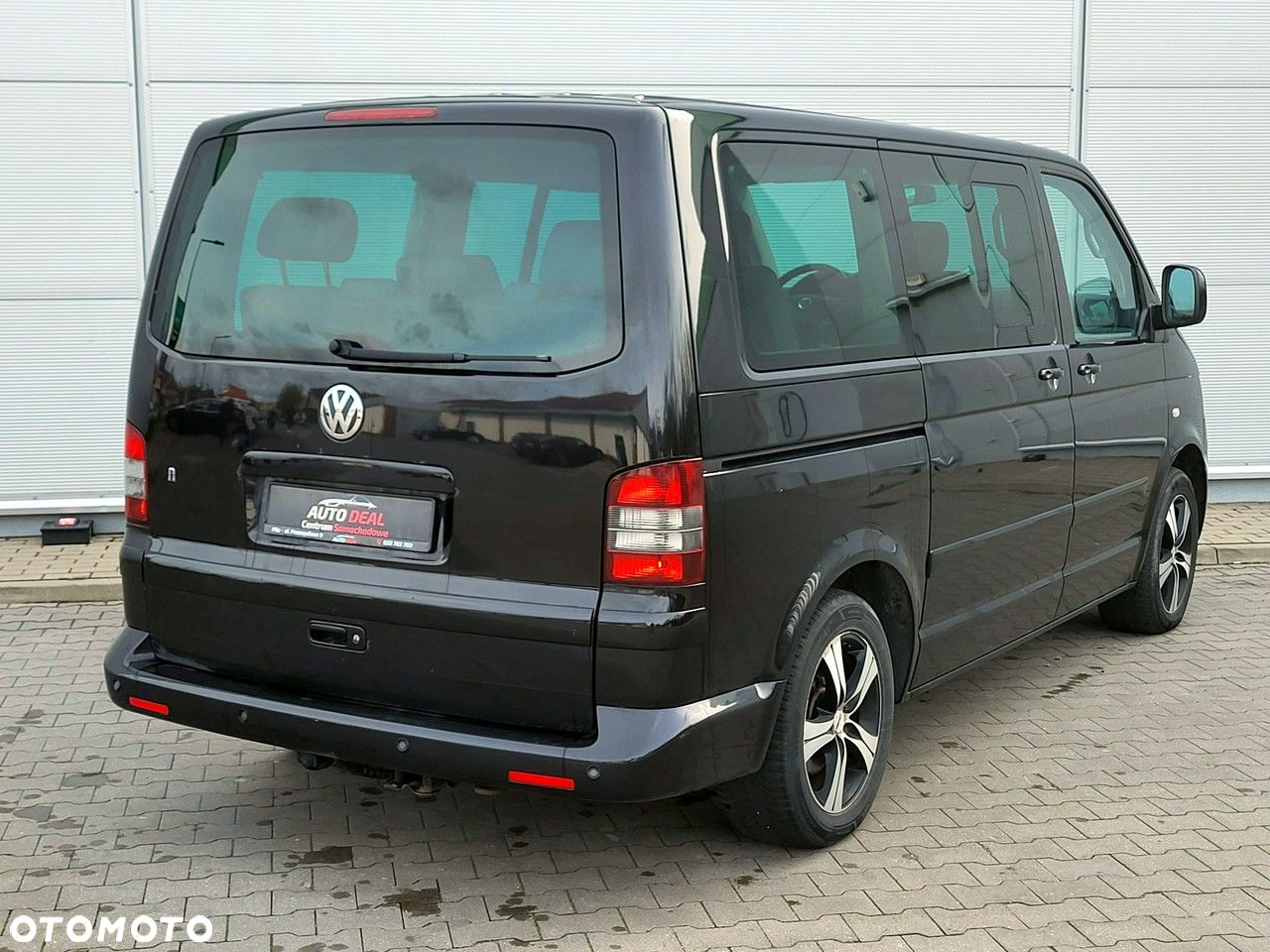 Volkswagen Multivan - 15