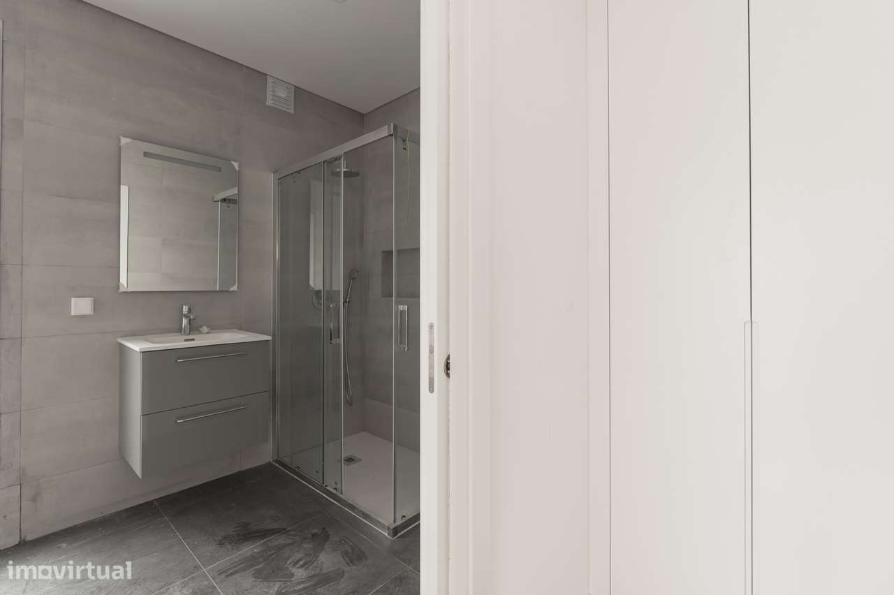 Moradia independente T4+1 nova c/piscina a 20 minutos Lisboa-14