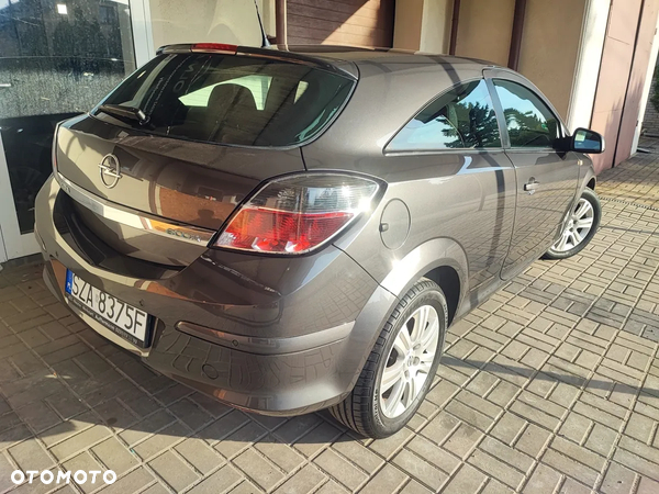 Opel Astra - 16