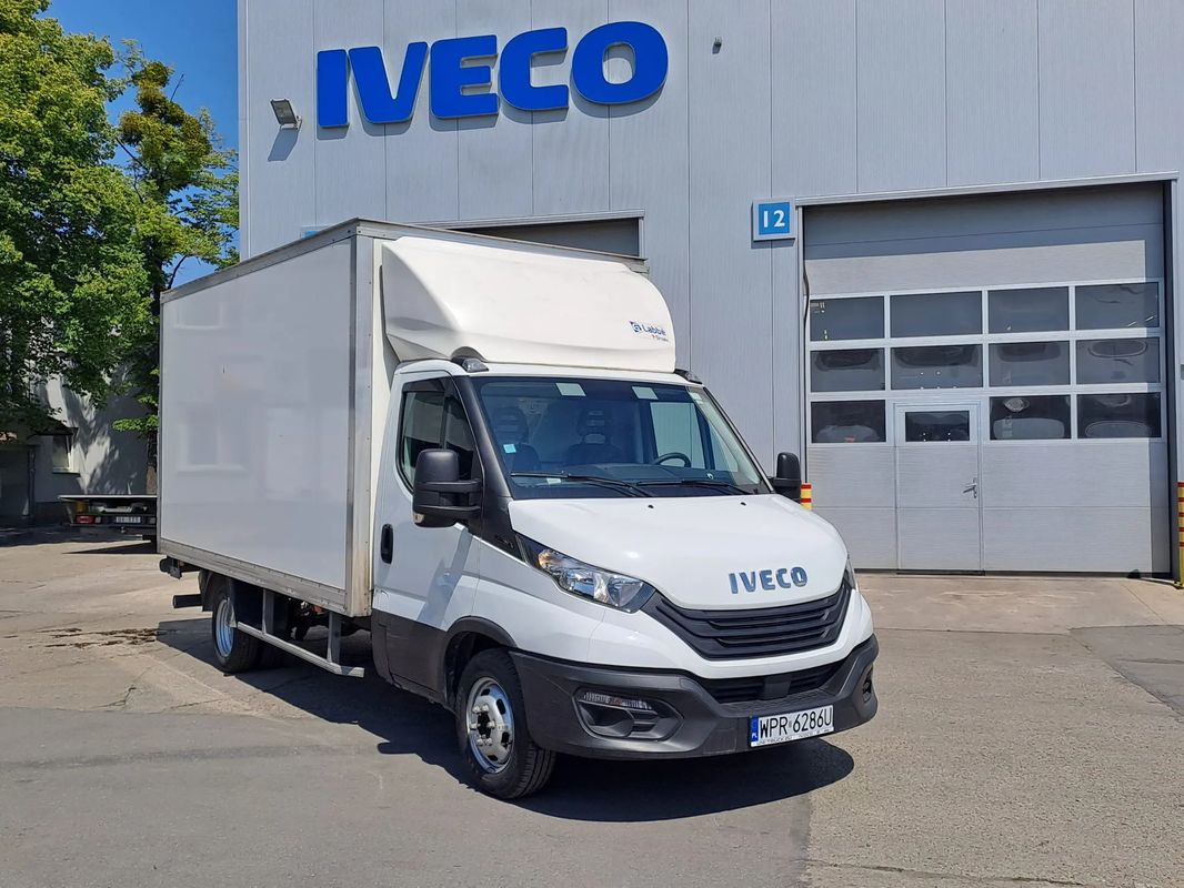 Iveco 35C16 Kontener+ bliźniak +winda+ 8 palet Auto na gwarancji producenta