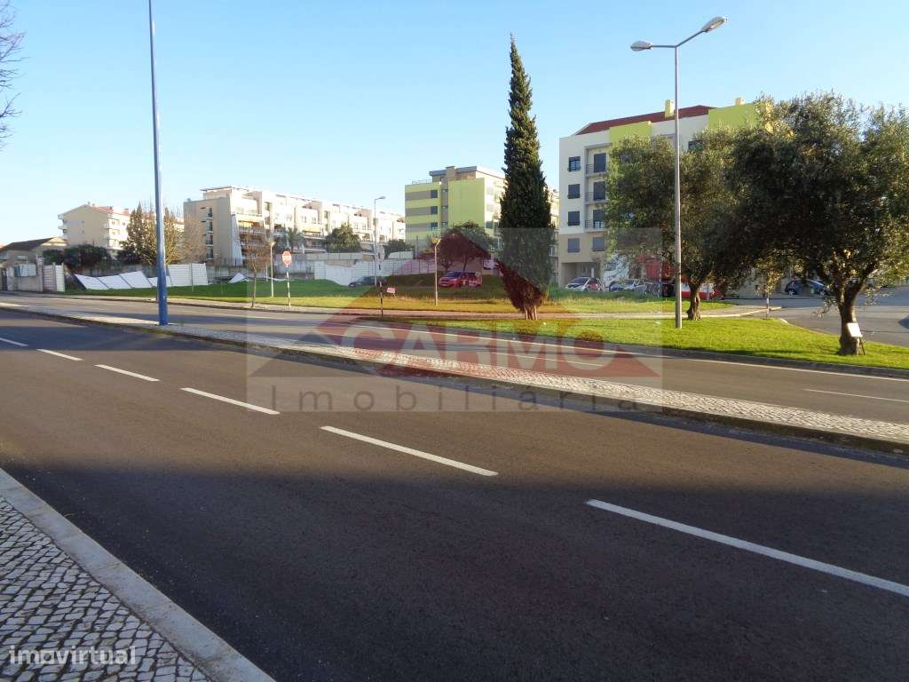 Lote de terreno comércio e serviços - Grande imagem: 3/14