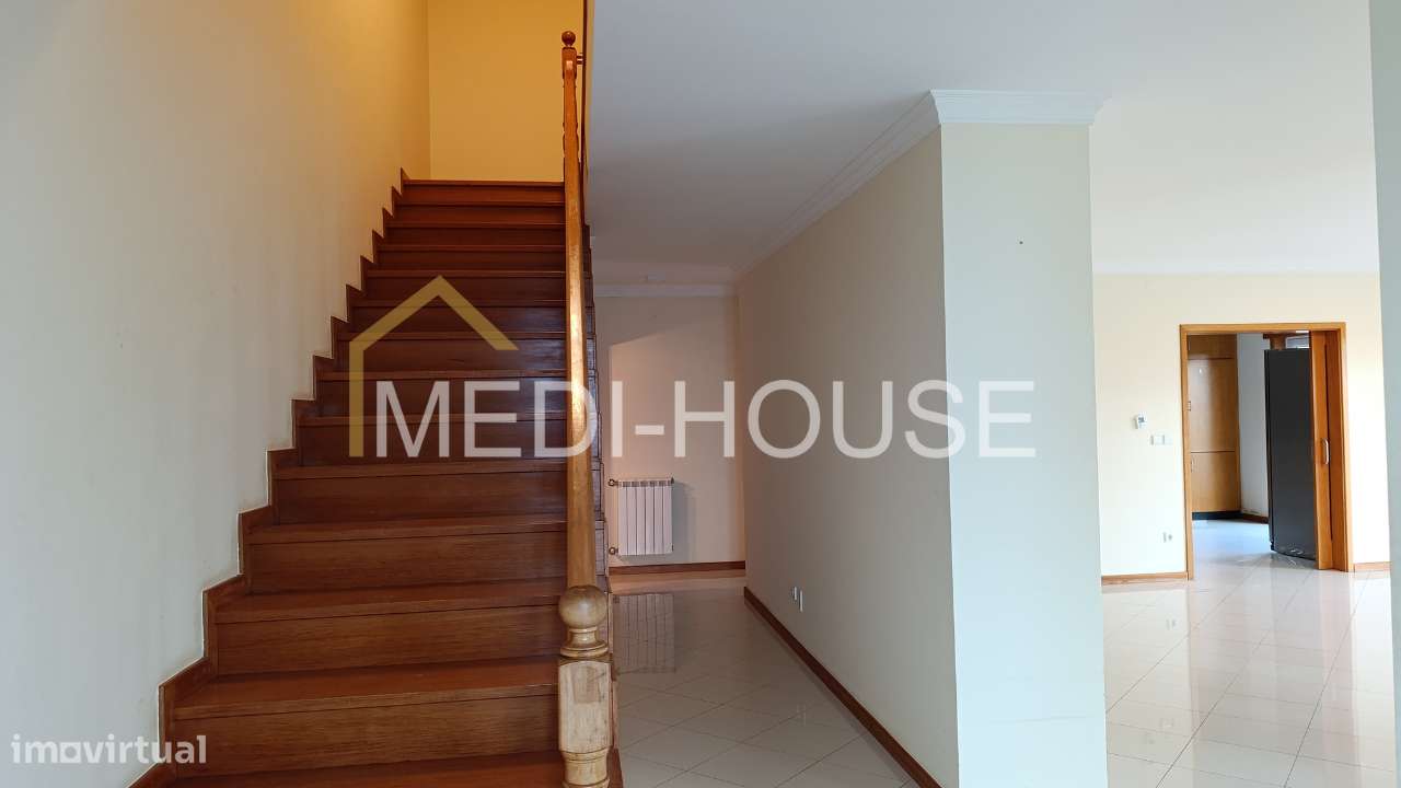 Moradia Unifamiliar T4+1 em Esposende-7