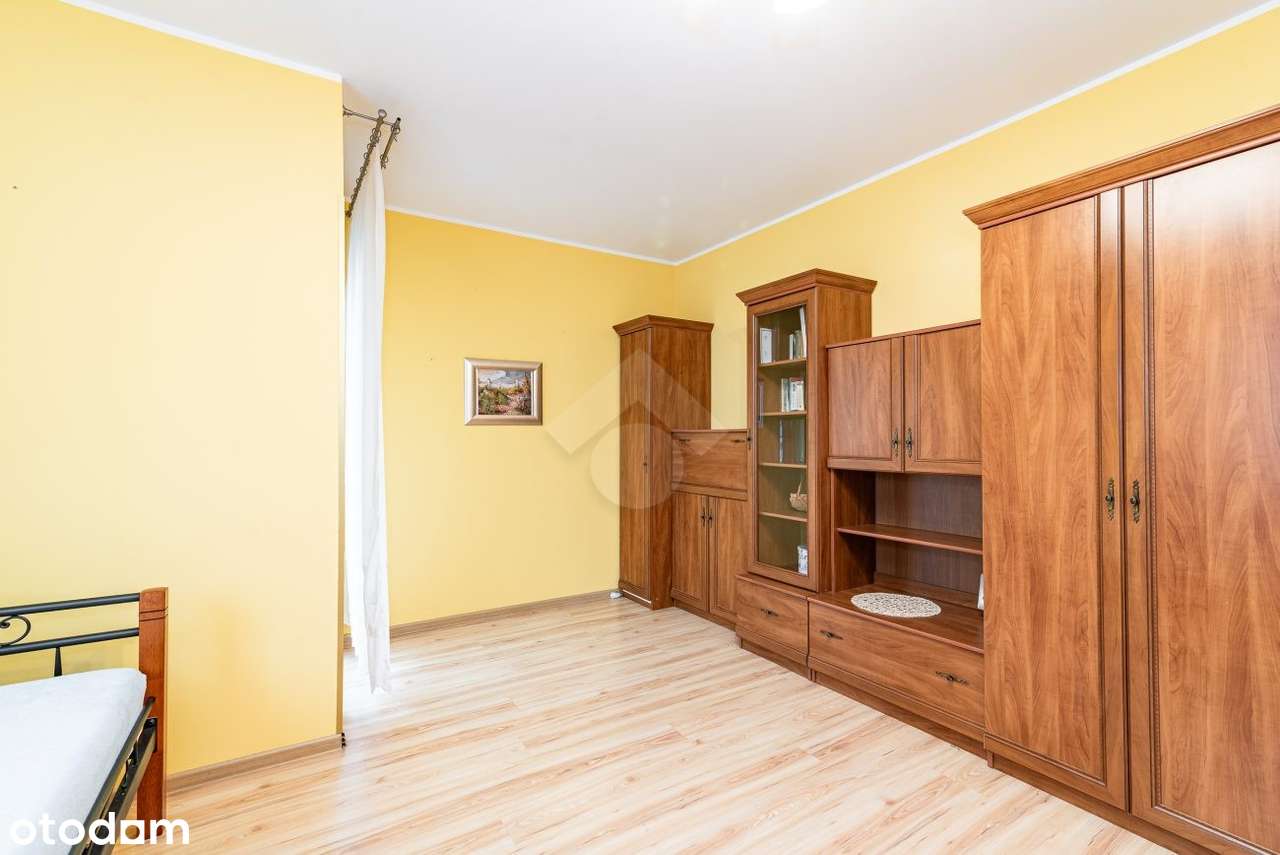 Kawalerka, balkon, m. postojowe, 11 735 zł/ m2, tramwaj, autobus-4