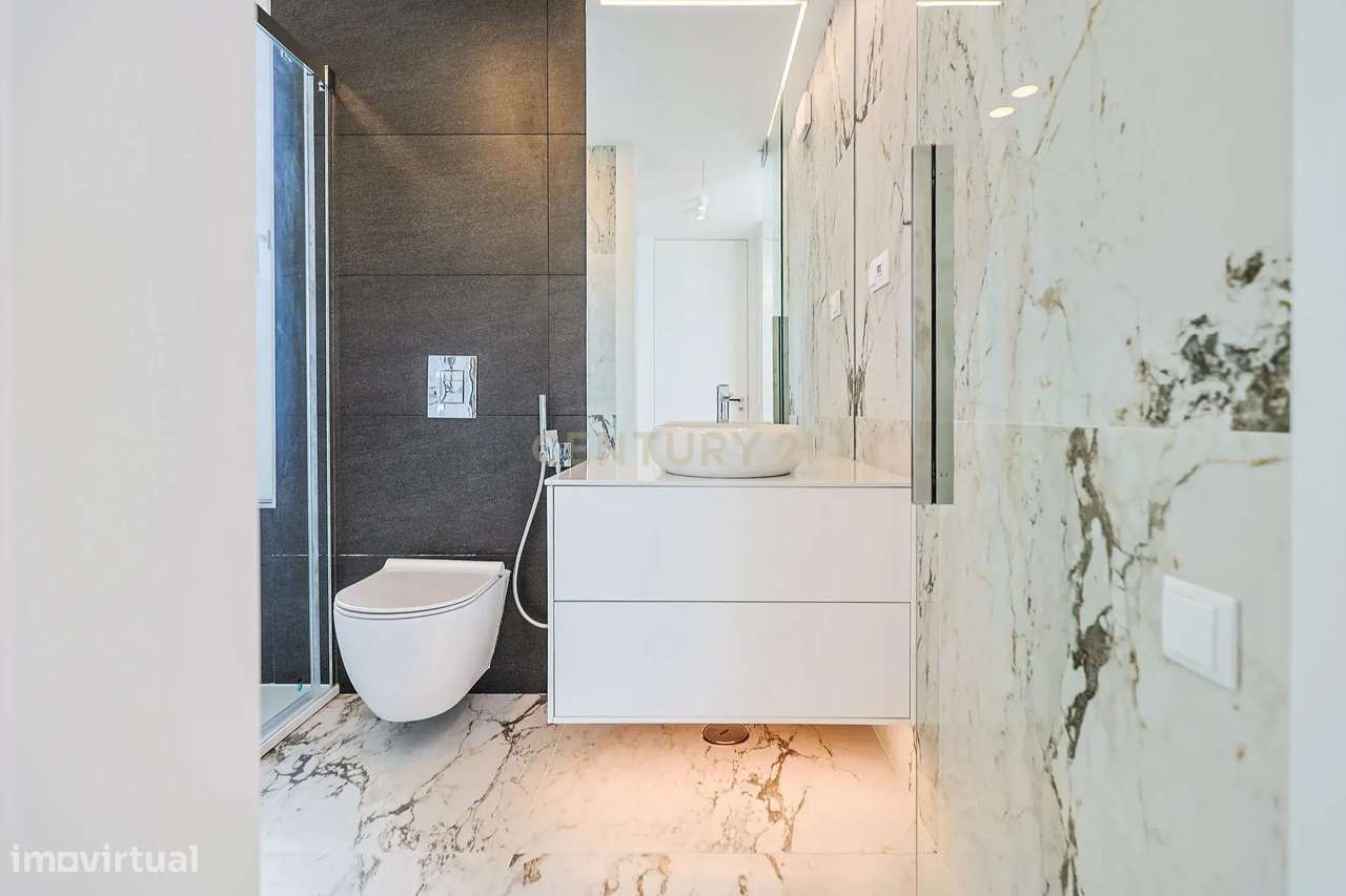 Moradia T5 com Piscina e Domótica - Nova Construção na Charneca da Cap-28