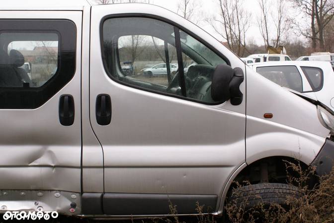 RENAULT TRAFIC II VIVARO DRZWI LEWY PRZÓD KOLOR CMG64 - 3