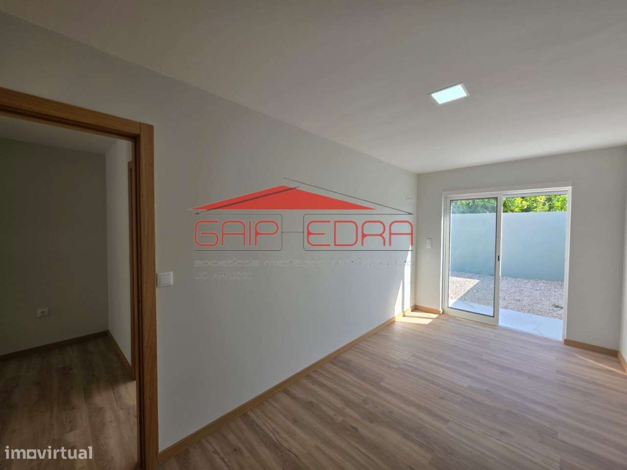 Casa térrea com jardim e terraço reconstruída Aveiro-13