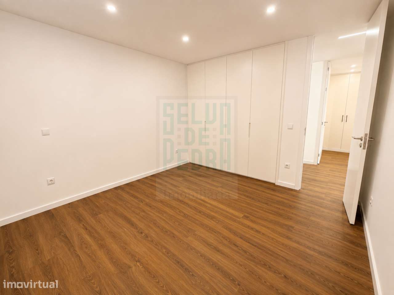 T2+1 Remodelado com 140m² em Paços de Ferreira-20