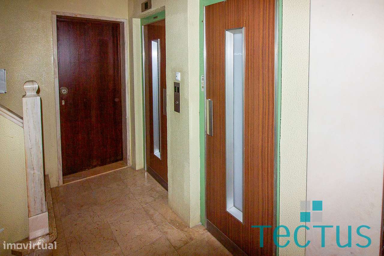 Apartamento T2 em Oeiras totalmente renovado-27