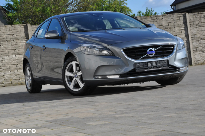 Volvo V40 - 2