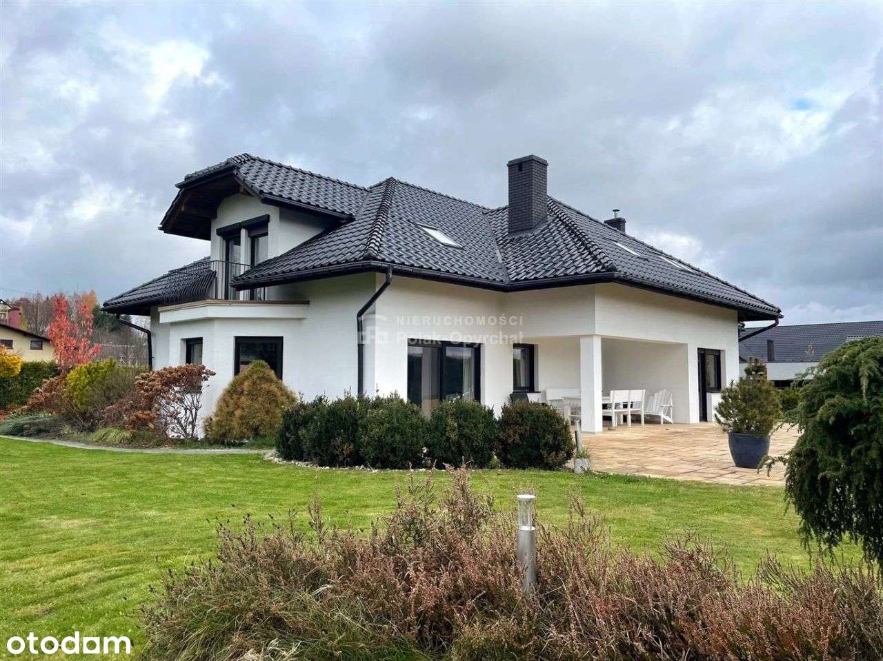 Dom na sprzedaż, 6 pokoi, 251 m², Lipowa