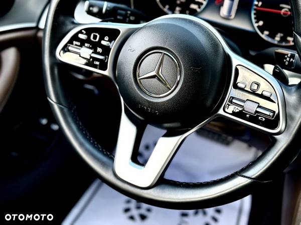 Mercedes-Benz Klasa E 200 d T 9G-TRONIC Exclusive - 33