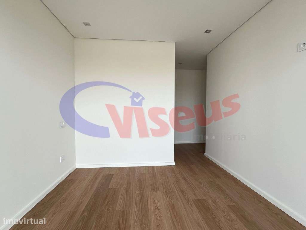 T4 Penthouse com Terraço Canidelo-24