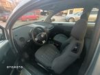 Volkswagen New Beetle 1.9 TDI - 8