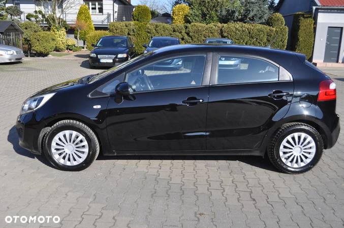 Kia Rio 1.1 CRDI Dream-Team Edition - 8