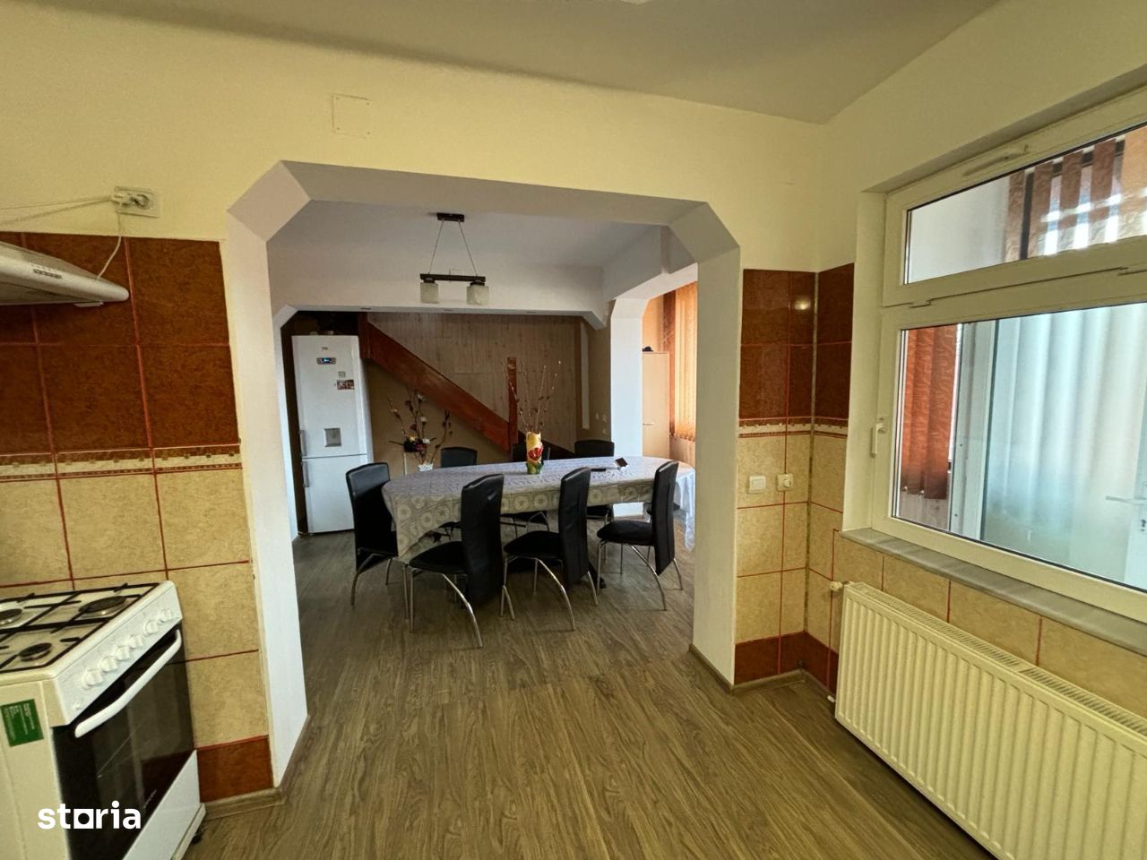 Apartament 5 camere de vanzare in Busteni