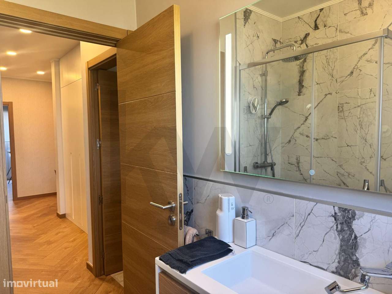 Linda a Velha - 1º Andar Remodelado, Mobilado e com Financiamento Gara-7