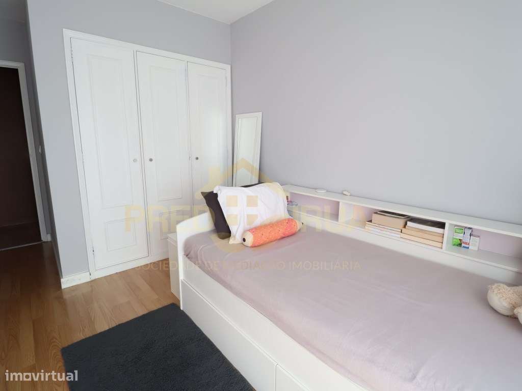 Apartamento T2 S. Félix da Marinha em condominio fechado-13