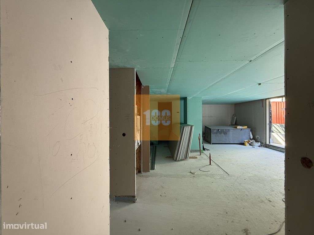 Apartamento T3 novo nas Antas-12