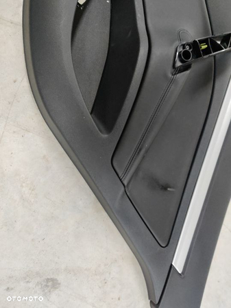 Boczek Prawy Tył Tylny Skoda Octavia 2 lift II FL RS Hatchback Tapicerka Drzwi Skóra - 3