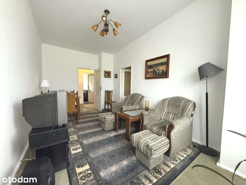 Ustawne mieszkanie 3 pokojowe z oddzielną kuchnią i balkonem!-1