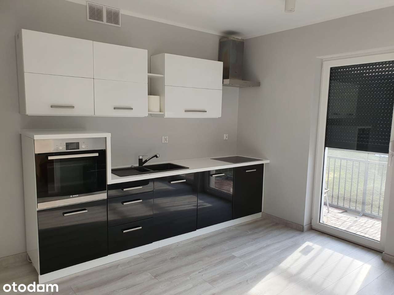 Na sprzedaż KOMFORTOWE 3 pokojowe mieszkanie - Leszno, Gronowo - Pełny obrazek: 2/9