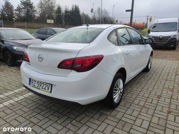 Opel Astra IV 1.6 Energy EU6 - 5