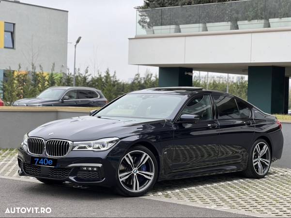 BMW Seria 7 740e iPerformance - 11