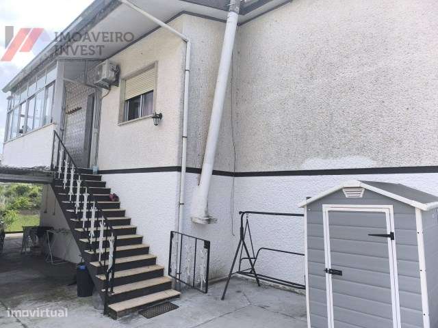 Quinta com Moradia Isolada e 4.450m² de Terreno Oiã Oliveira d Bairro-3