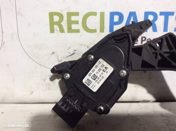 Pedal de acelerador Chevrolet Cruze 13252702 - 2