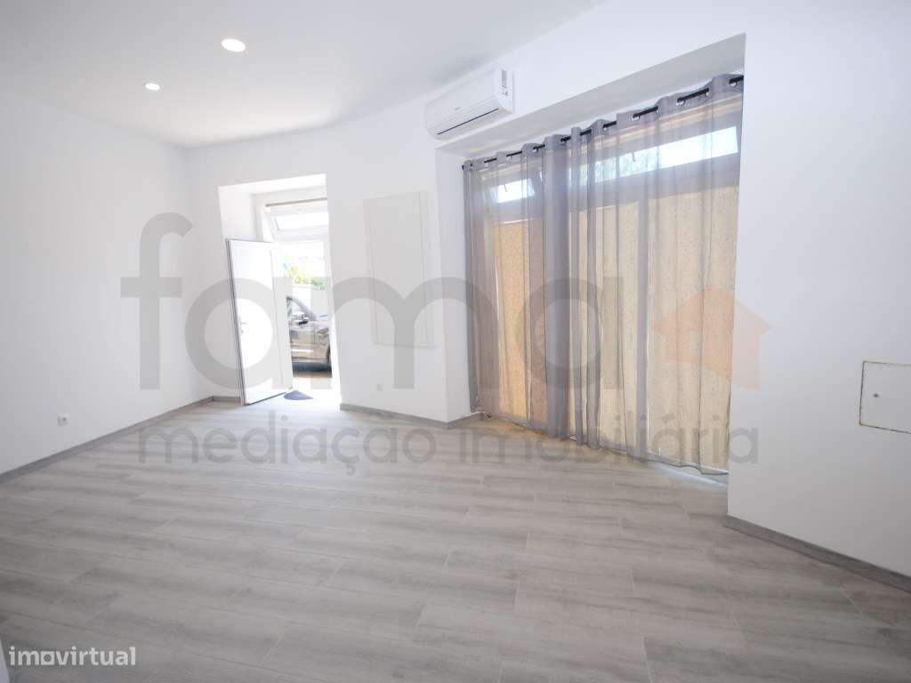 Apartamento T0+1 totalmente reabilitado Sete Rios / Avenidas Novas-4