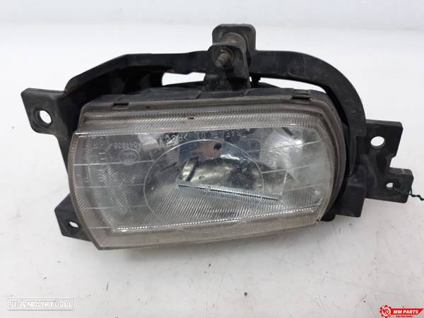 FAROL DE NEVOEIRO DIREITO KIA CARNIVAL / GRAND CARNIVAL III VQ 2009 - 1