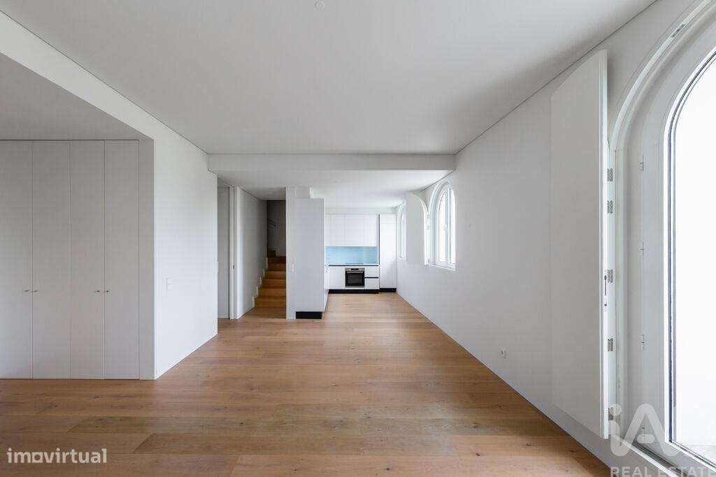 Duplex T2 em Alvalade de 147,00 m2 - Grande imagem: 2/29