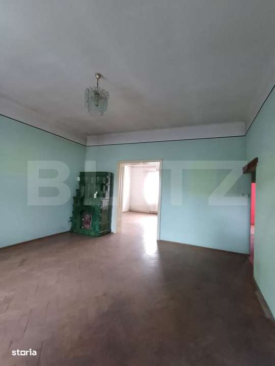 Casa renovabila, 6 camere in zona Centrala - Imagine principală: 4/18