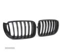 GRELHA FRONTAL LOOK M PERFORMANCE PARA BMW X3 F25 LCI 14-18 X4 F26 14- PRETO BRILHANTE - 3