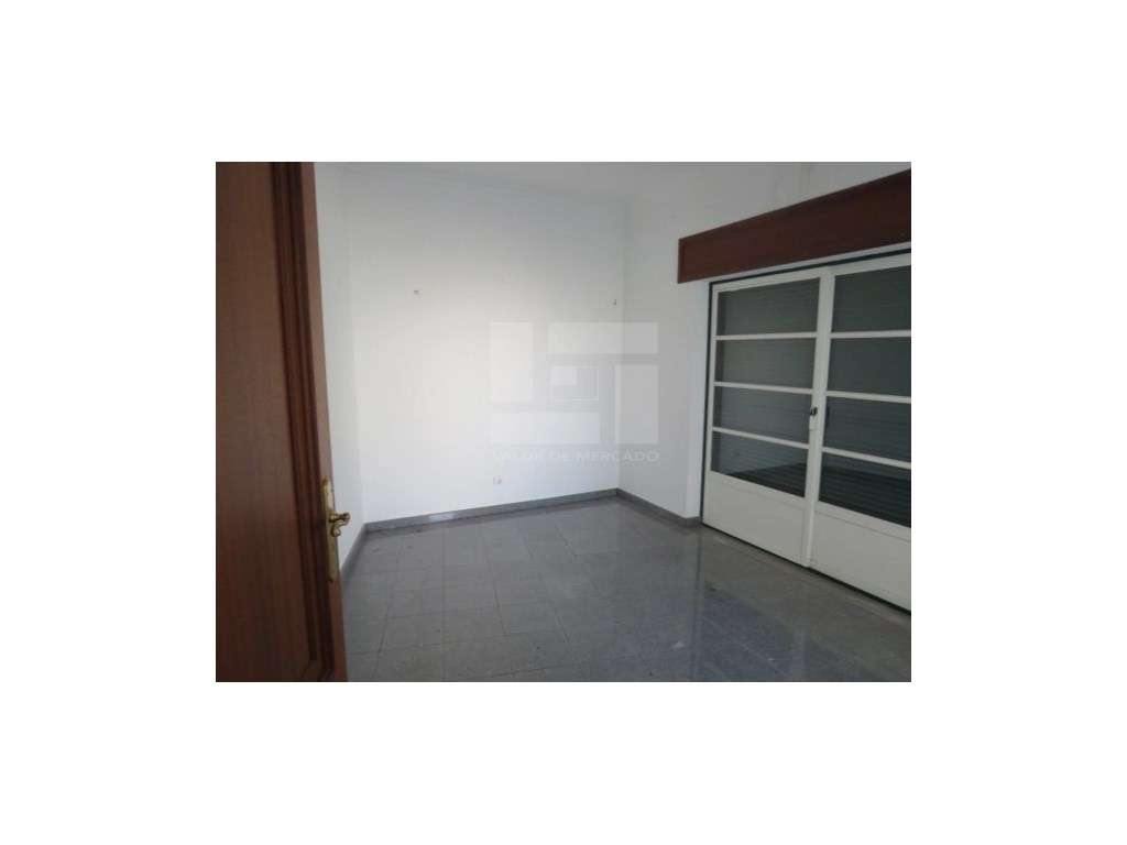 MORADIA EM ELVAS - Grande imagem: 5/10