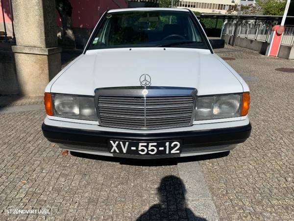 Mercedes-Benz 190 E 1.8 - 13