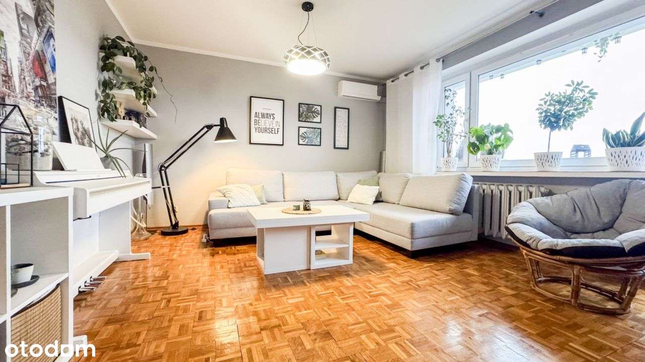 Przytulne mieszkanie z garderobą przy Lasku Arkońs-1