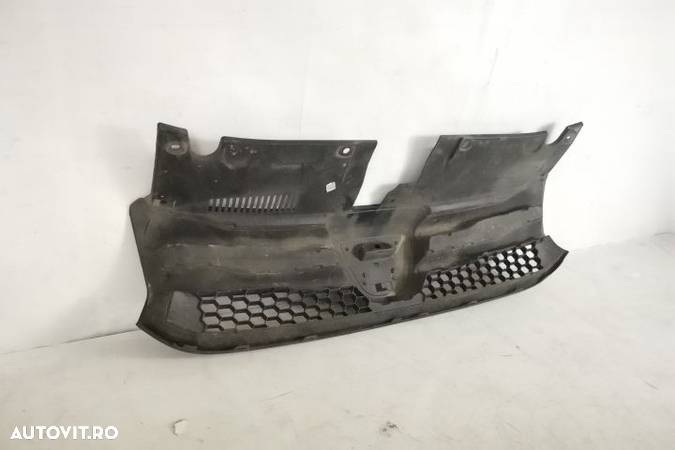 Grila Centrala Radiator Originala In Stare Buna Dacia Logan 2 2013 2014 2015 2016 623103971R - 5