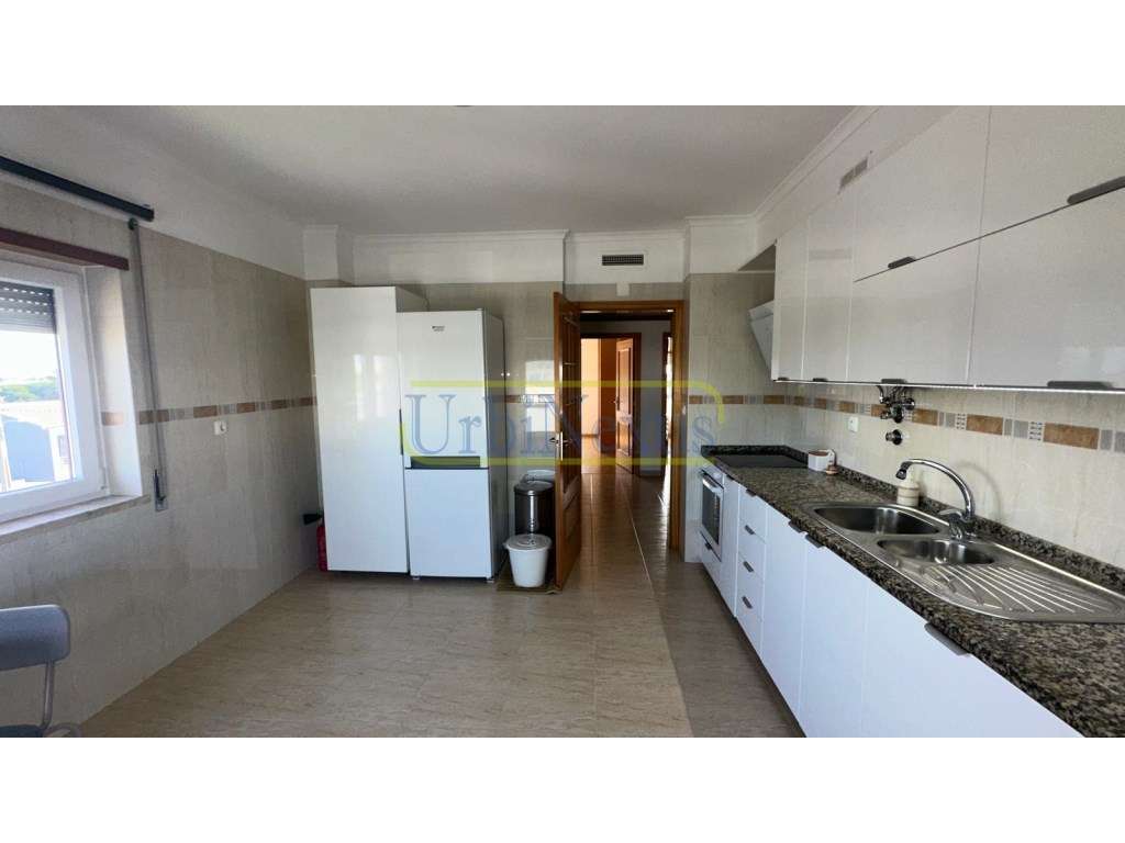 T2 - COMO NOVO - QUINTA DA LOMBA - Grande imagem: 4/15