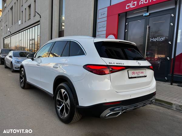 Mercedes-Benz GLC 220 d MHEV 4MATIC - 8