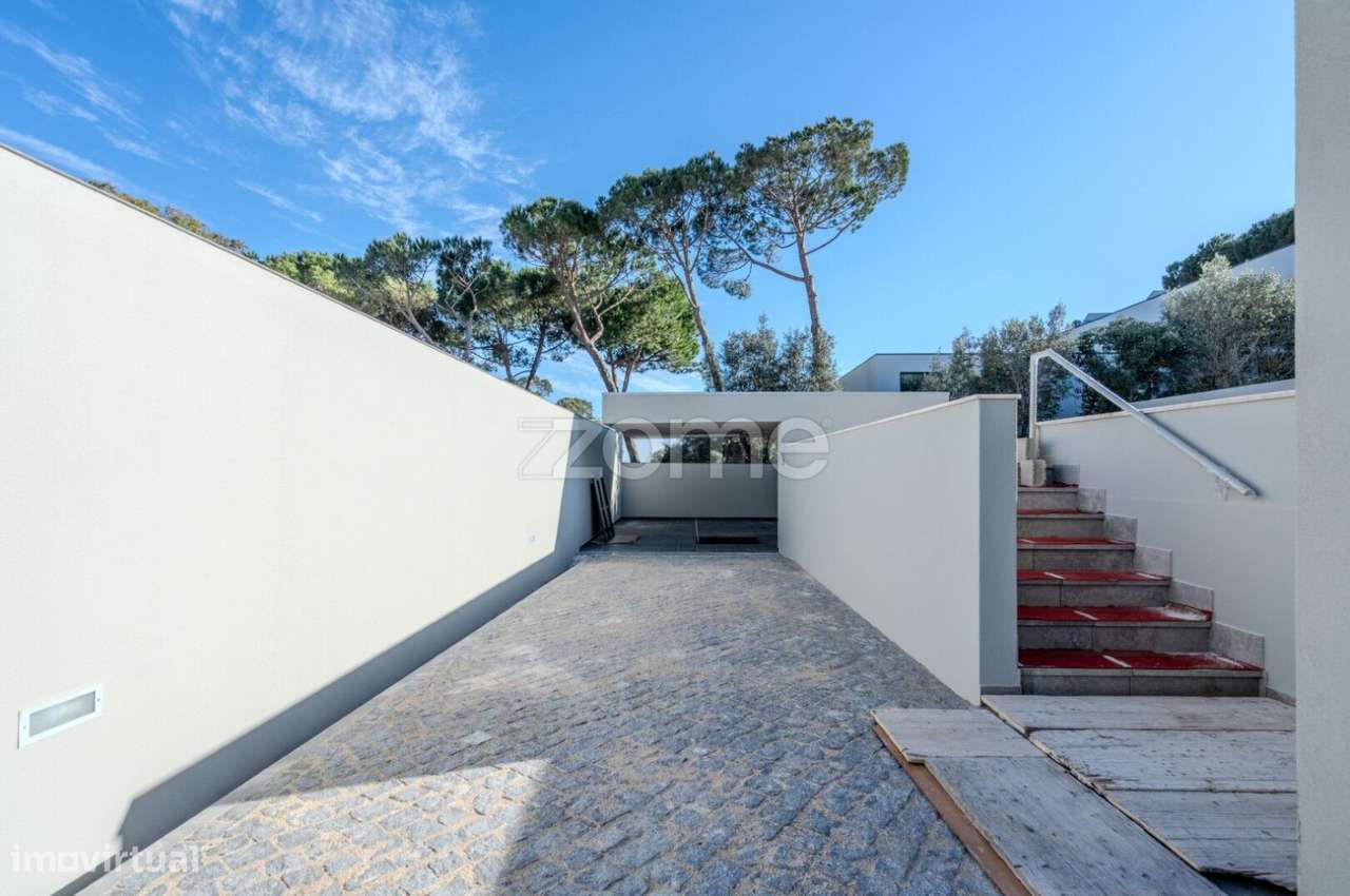 Moradia T3 c/garagem e piscina aquecida, a 15 mins de Lisboa / Cascais-8