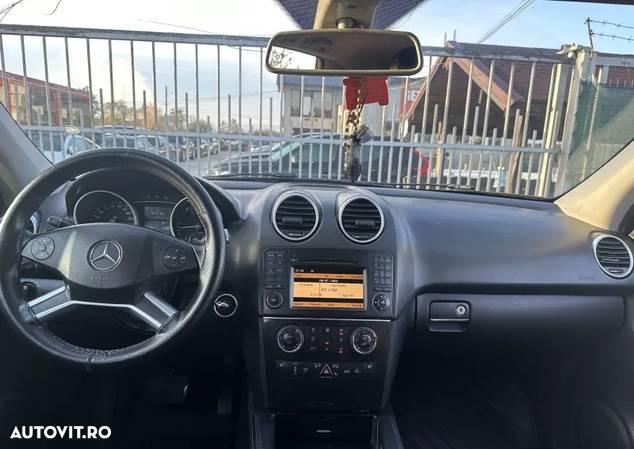 Mercedes-Benz ML 350 BlueTec Aut - 8