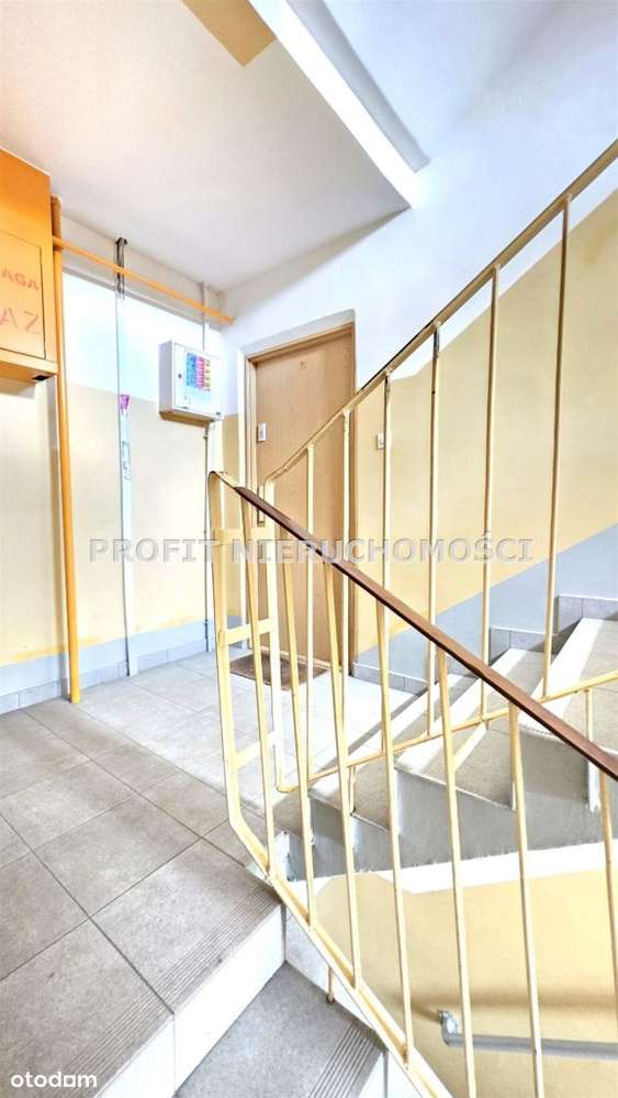 Środkowe mieszkanie z balkonem na parterze-17