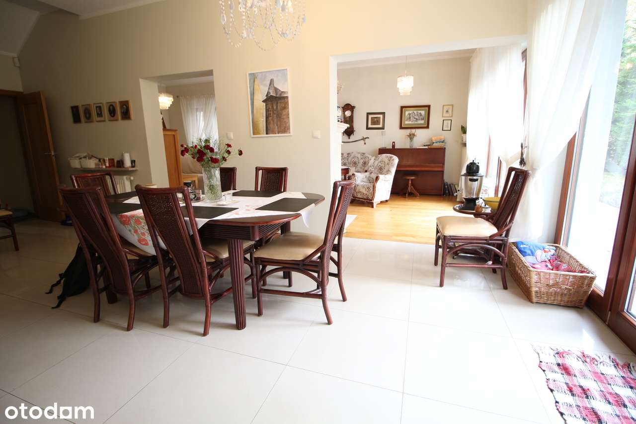 Strzeszyn Willa 400m2, nowoczesna i klasyczna.-3