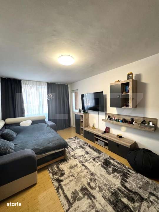Apartament 3 camere,Decomndat, de vanzare - Imagine principală: 4/7